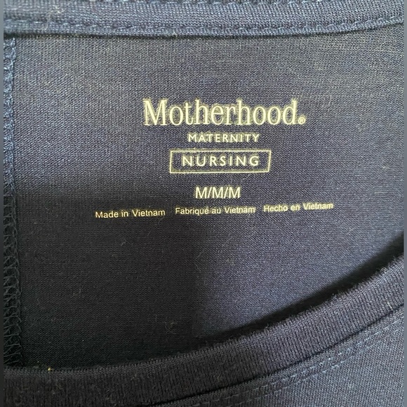 Motherhood Maternity layered tulip nursing shirt - Picture 4 of 4